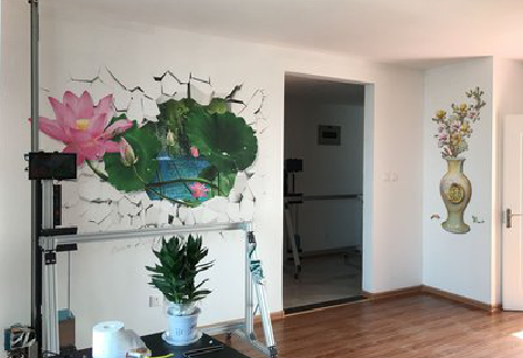 弥勒墙体彩绘相比墙纸的优势。